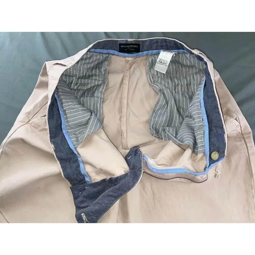 Banana Republic Aiden Fit Flat Front 100% Cotton Chino Pants. Washed Beige 35X29